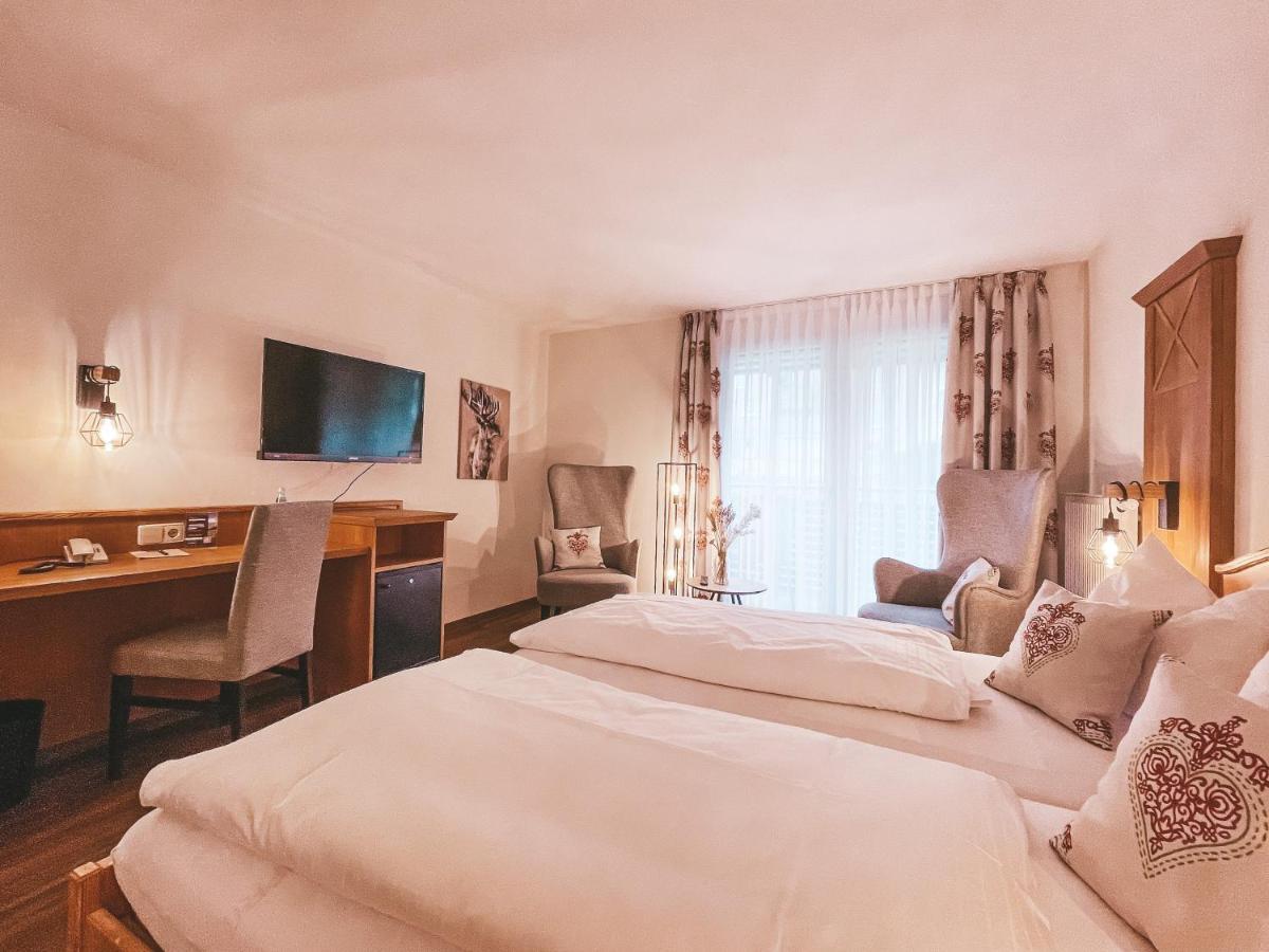 Hotel Badischer Hof Биберах Экстерьер фото